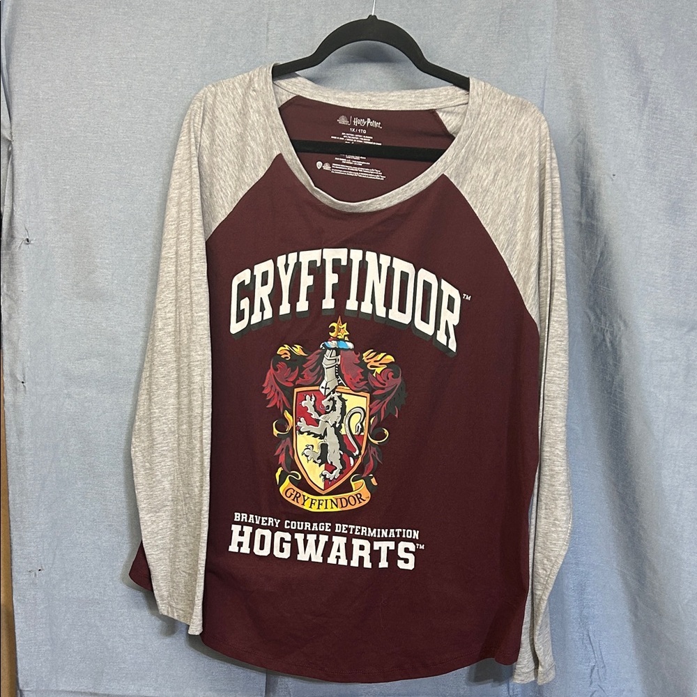 Gryffindor womens Long Sleeve Shirt - Red and Gray